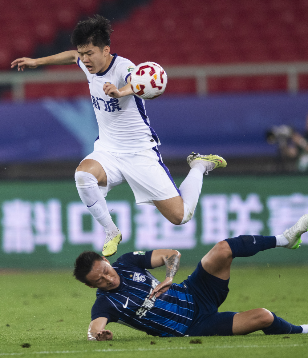 果断出手 果断出手