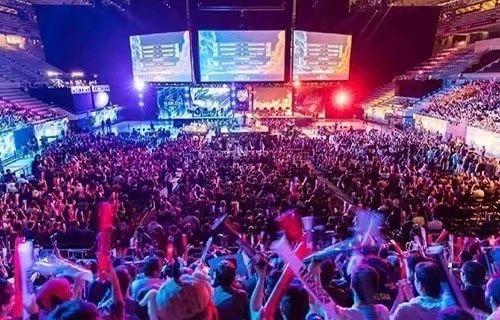 为虽然引发 为虽然引发