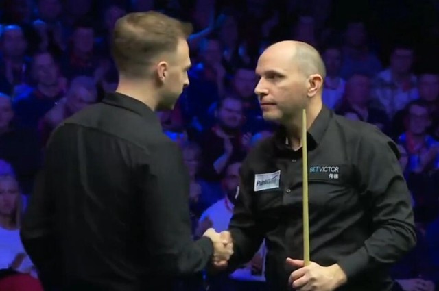 舆论与评选 舆论与评选